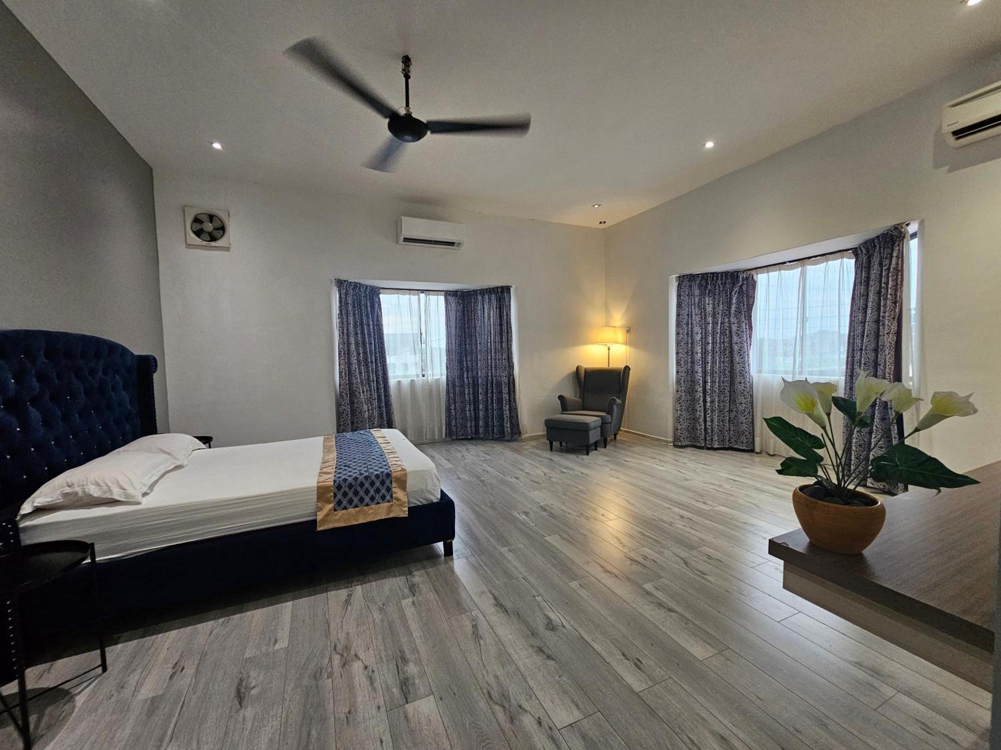 Melody Whole Or Suite Room Muar Exterior photo